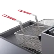 Dukers Appliance Co DCF3-NG Full Pot Floor Model Gas Fryer w/ 40 Lb Capacity, 90.000 BTU 4 image