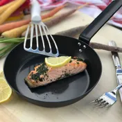 Browne USA 573735 Fry Pan 5-1/2" Dia x 1-1/4" H Carbon Steel Non-Stick Riveted Handle Induction Ready 2 image