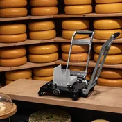 Boska 300000Blockbuster Cheese Dicer Black, Cast Aluminium Base, Stainless Steel Cutting Wires 2 image