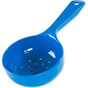 Carlisle 496814 - Measure Miser Portion Control Spoon, 8 Oz Perforated Plastic, Blue Short Handle 1 image