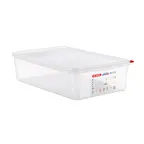 image of Carlisle 03036 - 14.4 Qt GN 1/1 Box, PP, 20-7/8" x 12-3/4" x 4", Colorclip, Lid, NSF, -40°F to 203°F