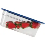 image of Carlisle 3058160 Smart Lid Food Pan Cover, 1/4 Size, Blue Polyethylene, Leak‑Resistant - 1/Each