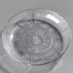 image of Carlisle 690707 Petal Mist Soup/Salad Plate, 24 oz (0.75 qt), 8" Clear Polycarbonate, Scalloped Edge