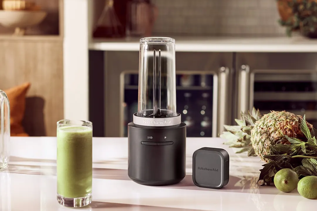 KitchenAid KSBR200BM Kitchenaid Go™ Cordless Personal Blender, Black Matte, (Battery Sold Separately)