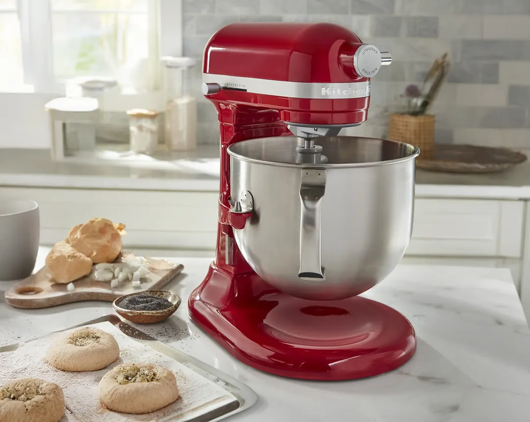 KitchenAid KSM70SKXXER 7-qt Bowl-Lıft Stand Mixer, 11-Speed, Empire Red