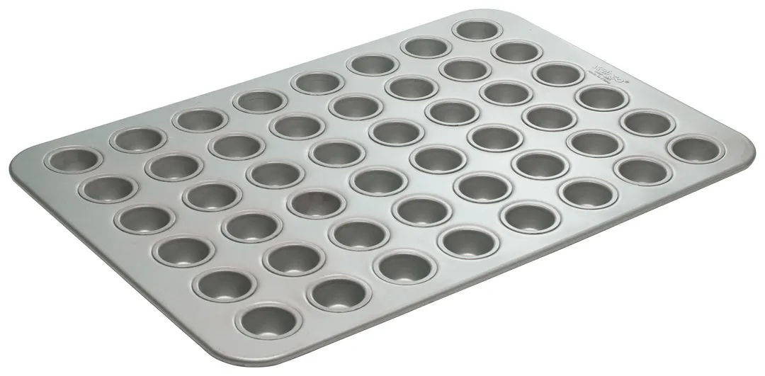 Winco HMF-48O Mini Muffin Pan, 48 Cup / 1.1 oz - Silicone Glazed Aluminized Steel