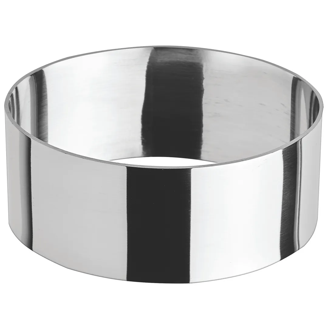 Winco SPM-31O 3" x 1 3/8" Oval Stainless Steel Culinary Pastry Mold / Dishwasher Safe