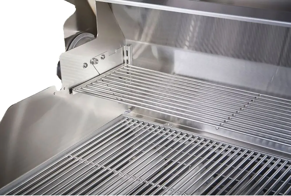 Crown Verity CV-MCB-30PRO-NG 30" Professional Series Natural Gas Outdoor Grill/Charbroiler