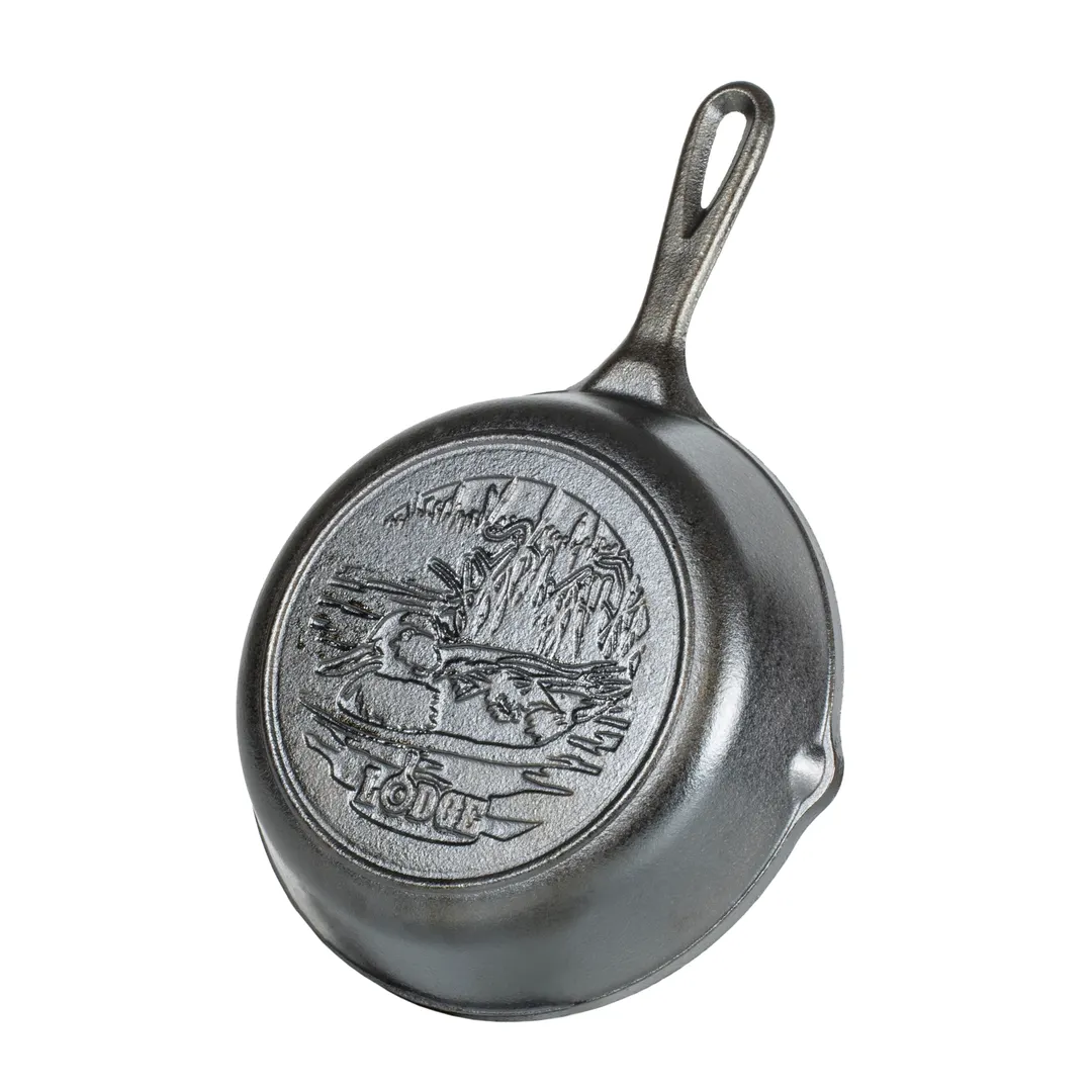 Lodge L5SKWLDK Skillet, 8-7/10" Dia. x 1-9/10" H, Cast Iron, Induction, Duck Scene, USA