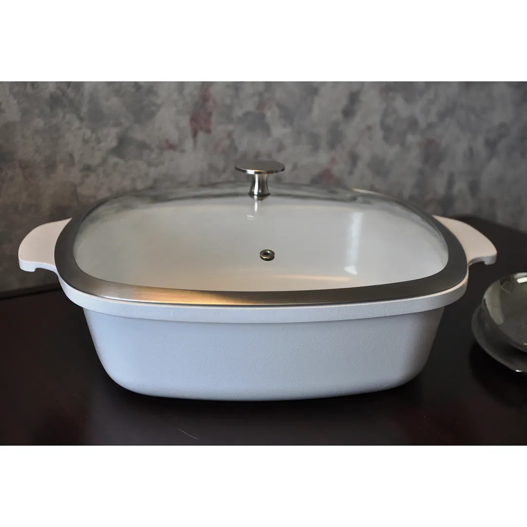 Spring USA 8268-2/28 Casserole Pan, 4qt, 11x11x3in, White Cast Al, Teflon® Non‑Stick, QuanTanium® Cover Induction, 2‑Ply