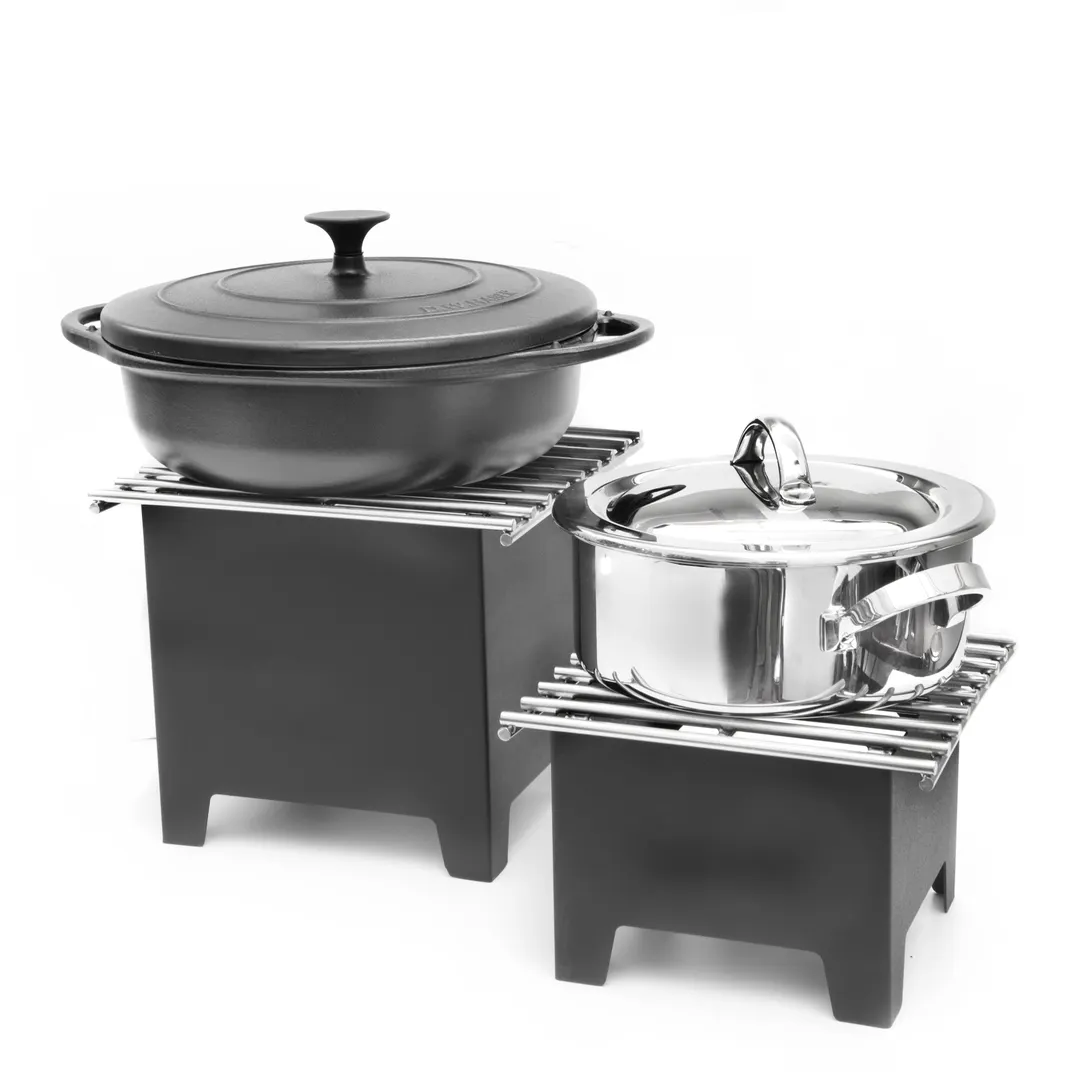 Steelite DWGB99GBK Grill and Riser Box, 9.0"W x 9.0"D x 9.0"H, 18/10 Stainless, Black– Griddle Stand
