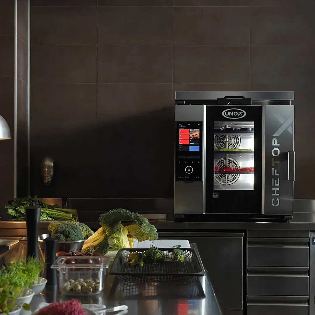 UNOX XADA-10FS-EXRS-ET Full Size 10 Pan Electric Combi Oven w/ Touchscreen, Right-to-Left Door, 208/240V