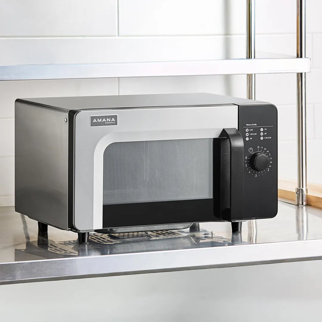 Amana RMS10DSA 1000W Low Volume Commercial Microwave Oven, 0.8 Cu. Ft., Dial Control, 120V