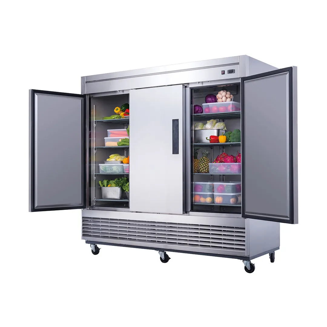 Dukers Appliance Co D83R 82" 3-Solid Door Reach-In Refrigerator, Bottom Mount, 64.80 cu. ft.