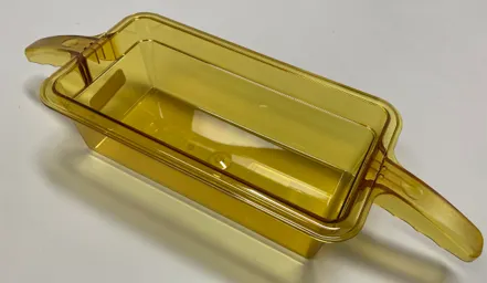 Cambro 34HP1H150 H-Pan Pan, 1/3 Size, 4" Deep, Amber Plastic, NSF, -40°F‑375°F, Handle, Flat Base