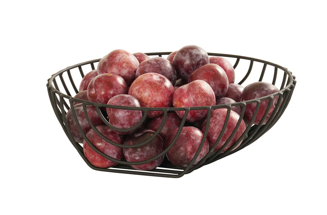 Cal-Mil 23758-14-13 Madison Coupe Wire Basket, 14.25"W x 14.25"D x 4.25"H, Black Wire