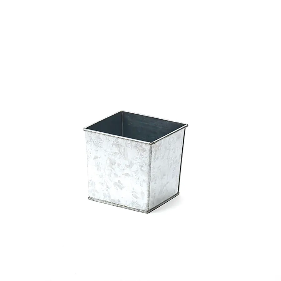 American Metalcraft BEVG6 Ice Tub, 6" L x 6-1/4" W x 5-3/4" H Galvanized Square Housing, Silver