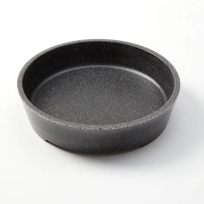 American Metalcraft GGRB8 - 32 oz (1 Quart) Melamine Bowl, 8½" Diameter x 2" H, Black, Plastic Dinnerware