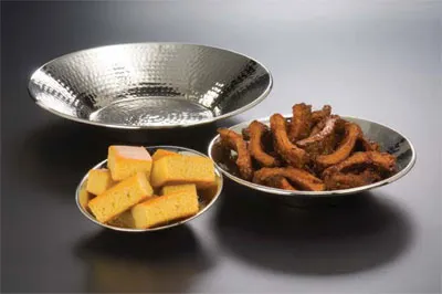 American Metalcraft HMRD08 - 34 oz (1 Quart) Serving Bowl, 8½" Dia x 1⅝" H, Stainless Steel, Hammered, Reusable