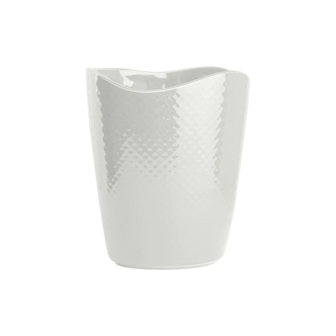 Steelite 6958E6133 - 2.0 Qt White Porcelain Crock Bowl, 6.0" x 7.0", Dishwasher Safe - 4/Case
