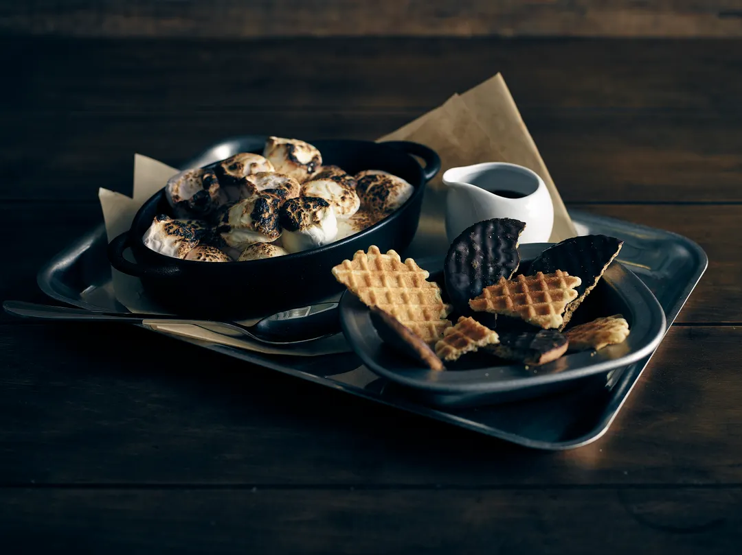 Steelite GWSST3121V - Serving Tray, 12.5" x 8.625" x 0.75", Stainless Steel Vintage, 1 Dozen
