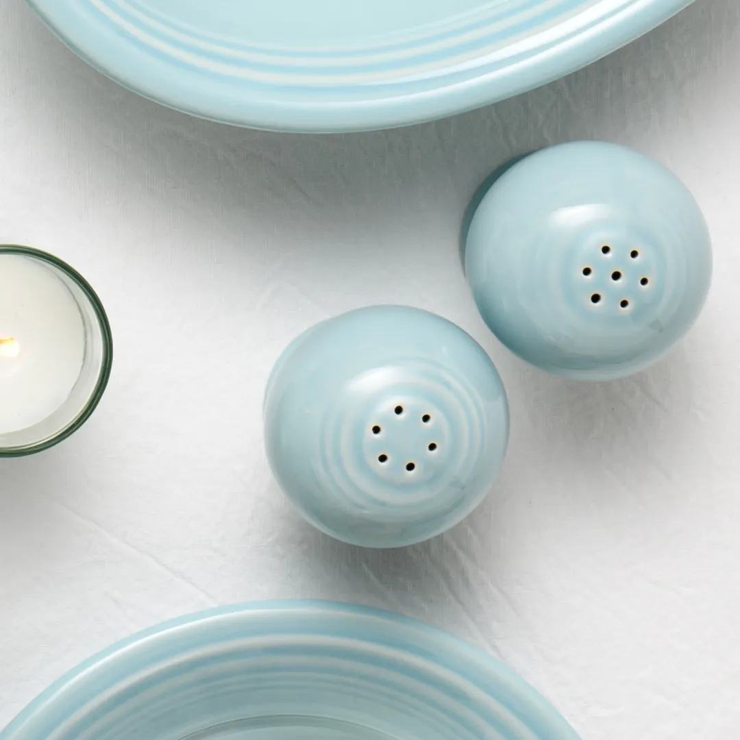 Steelite HL497349 - Salt Pepper Shaker Set, 2.375" x 2.375" x 2.625", Fiesta China, Oven Safe 4/Case