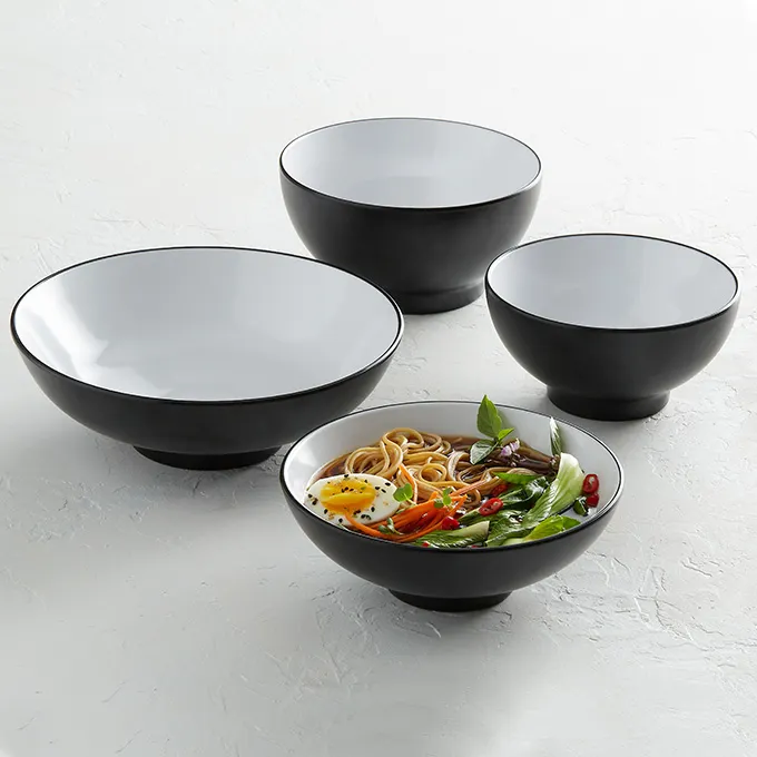 American Metalcraft NB30 - 30 oz Melamine Noodle Bowl, 6.75" L x 6.75" W x 3.5" H, Black/White Finish