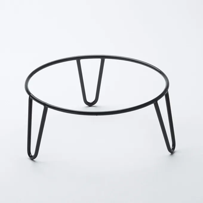 American Metalcraft RSRBH4 Pizza Stand - 9.35" Dia x 4" H, Black Rubber-Coated Steel, Loft Collection