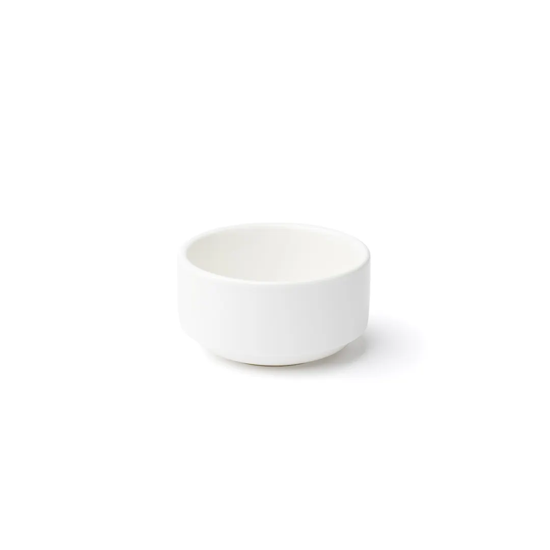 Browne USA 5630150 - 4" Round White Porcelain Bowl, 7 fl oz, General Use, Vitrified - Dozen