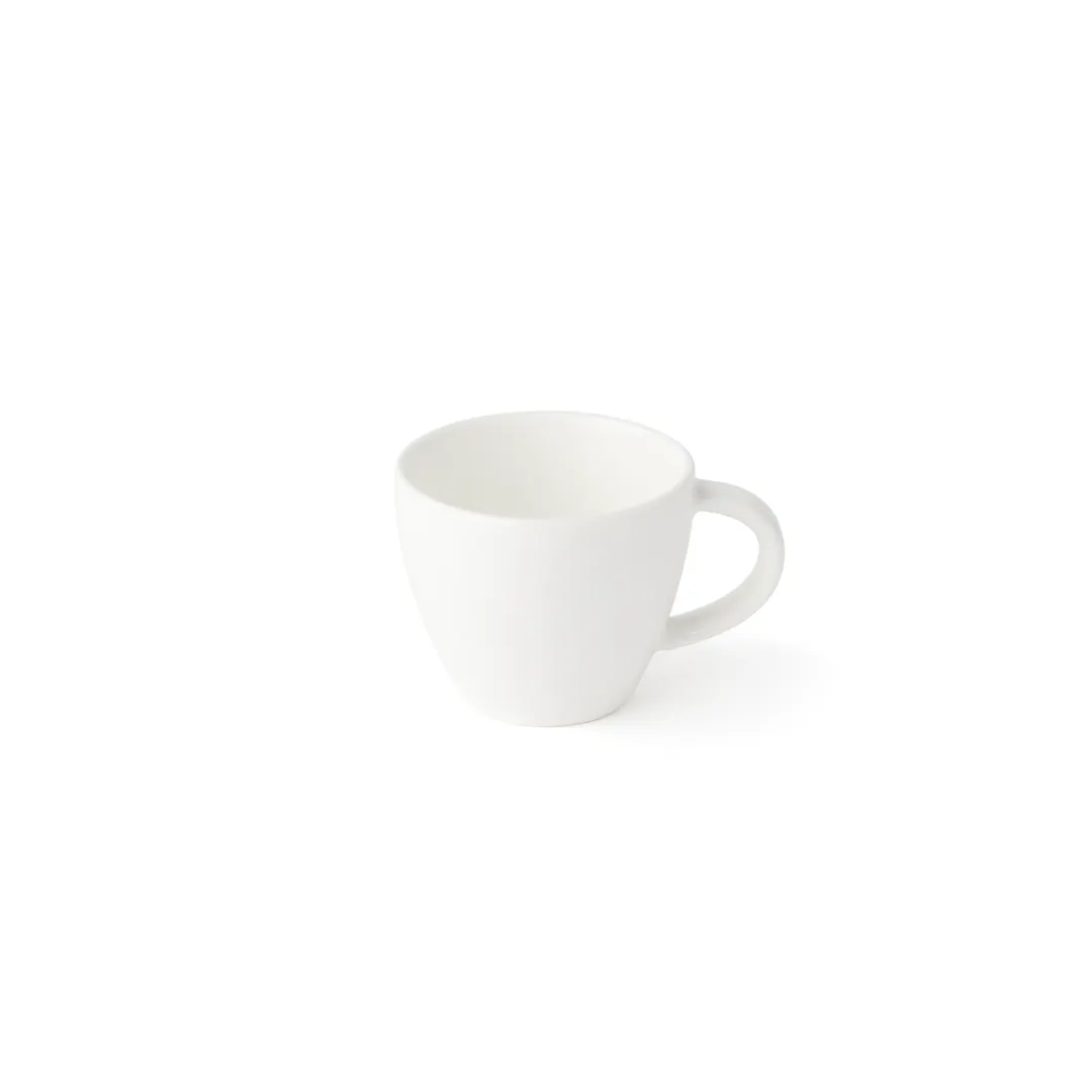 Browne USA 5630177 White High-Alumina Porcelain Cup, 220ml (7.4 fl oz), 4.33"x3.43"x2.87", - 1 Dozen