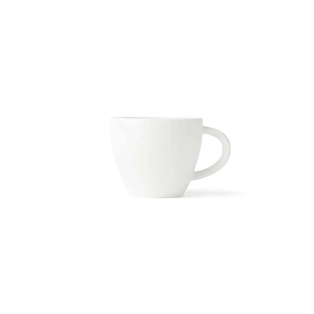 Browne USA 5630177 White High-Alumina Porcelain Cup, 220ml (7.4 fl oz), 4.33"x3.43"x2.87", - 1 Dozen
