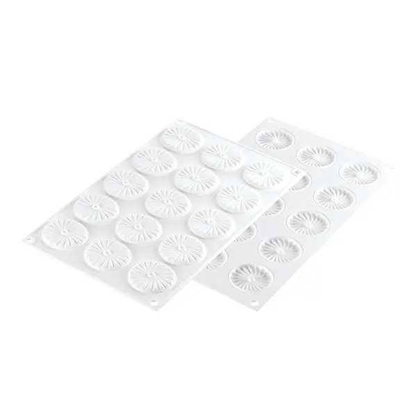 Louis Tellier PLISSE7 Candy Mold 2.95" Dia x 0.3" H 6x0.77 oz -76°F to +446°F White Baking Safe