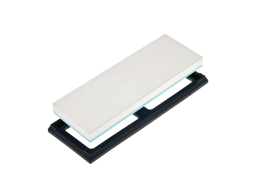 Mercer M15947 Glass Sharpening Stone 7-7/8" x 2-3/4" x 3/4", 3000 Grit, Silicone Base, Corundum