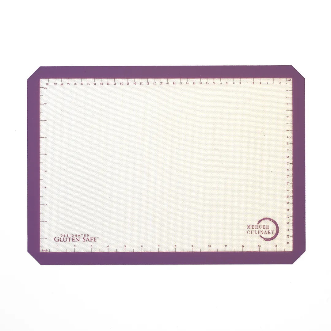 Mercer M31093PU Silicone Baking Mat - 11‑7/8" × 16‑1/2" Purple‑Border, 480°F/250°C, Angle‑Cut Corners
