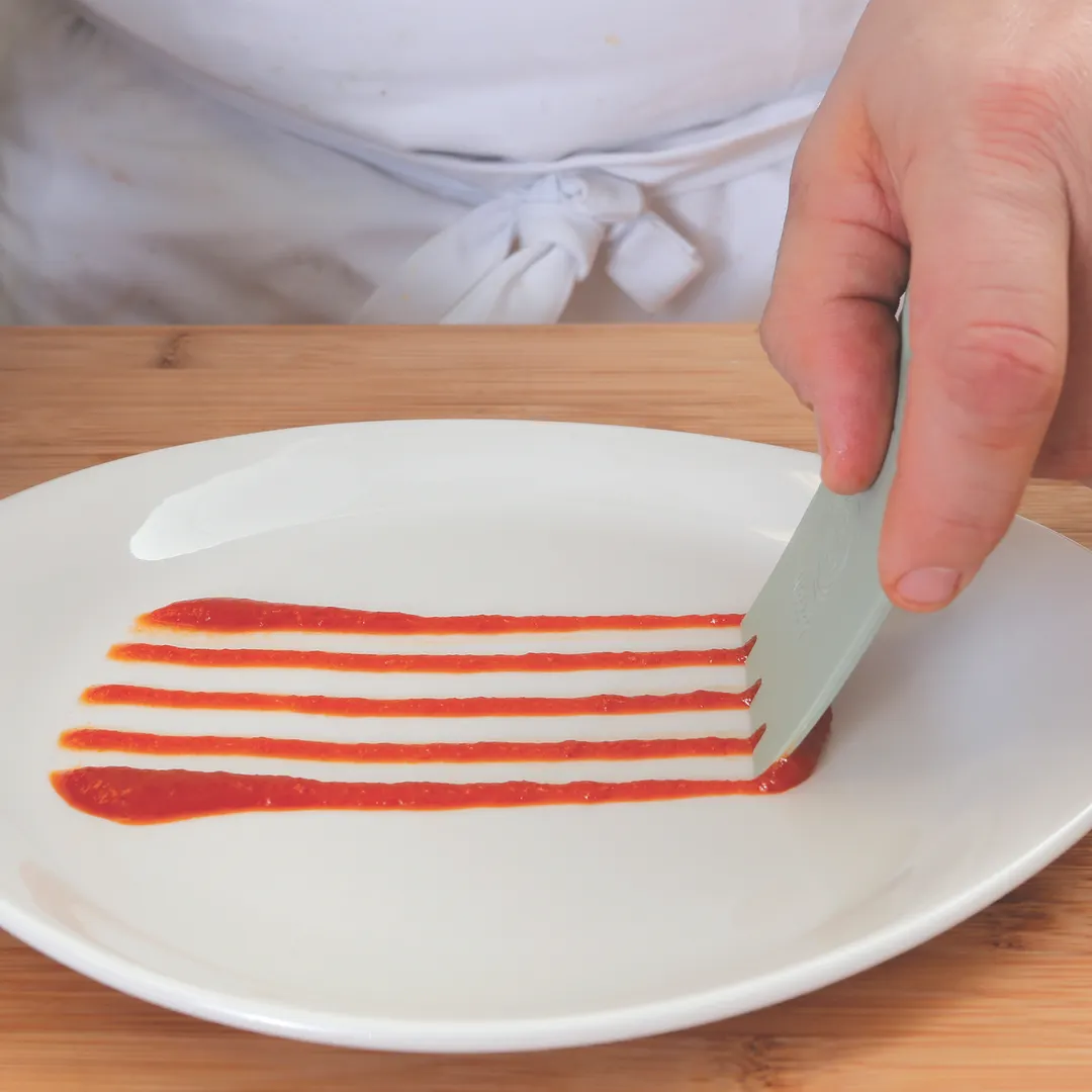 Mercer M35612 Silicone Wedge 3/4"x2-1/2" 2-1/4" Tip 4mm 480°F Color-Coded Thumb Rest Dishwasher Safe
