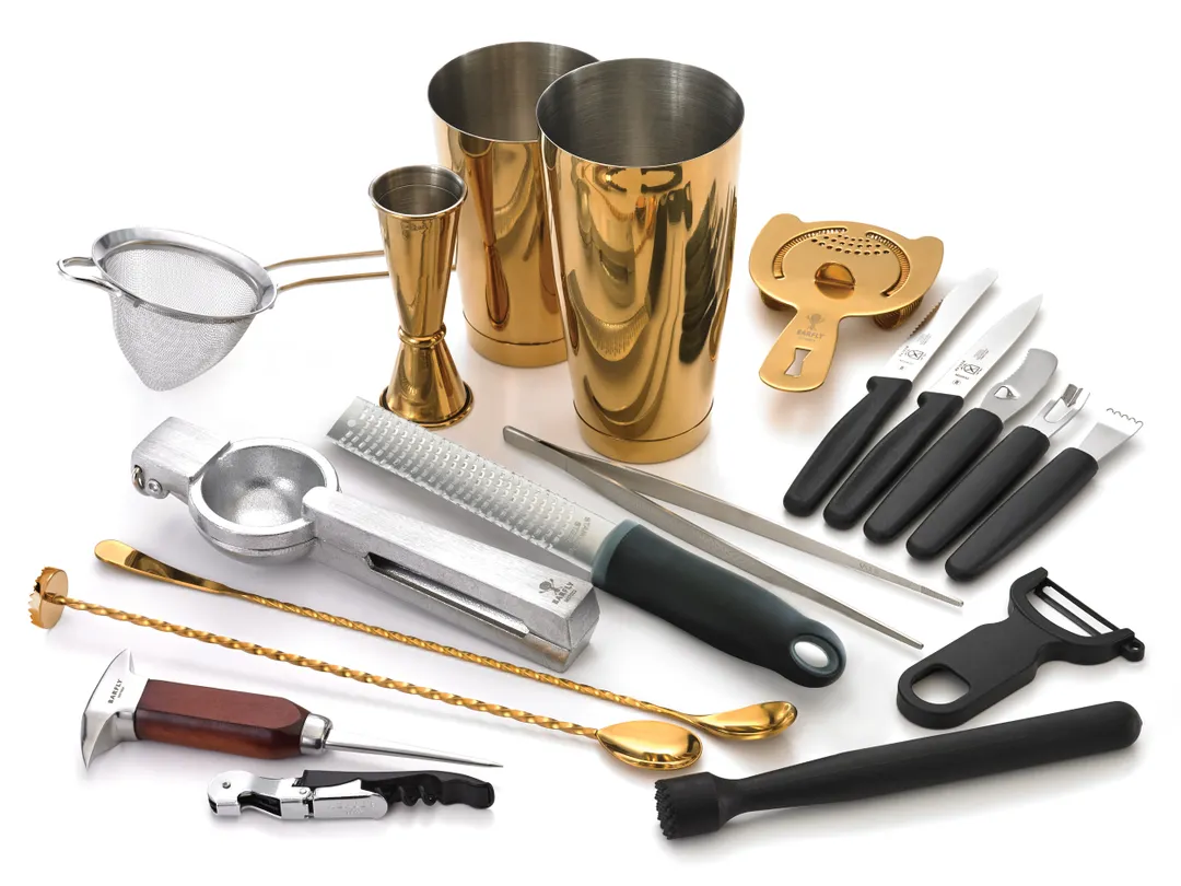 Mercer M37102GD Barfly Deluxe 18‑Piece Bar Kit, 18/8 Stainless, Gold, 9‑3/8" Tong, Jiggers