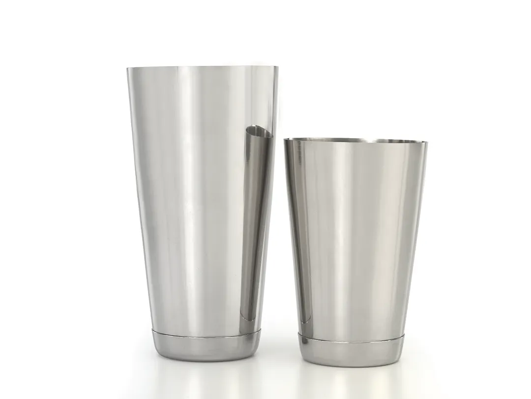 Mercer M37152 Soho 2-Piece Shaker Set, 28 oz & 18 oz Stainless Steel, Satin, Mirror Exterior