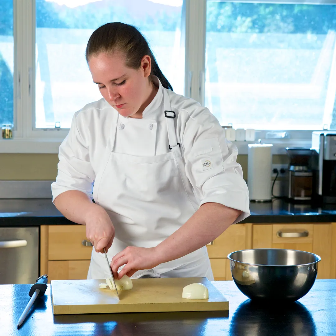 Mercer M60012WHXS Chef Coat, XSmall White, Long Sleeve, 65/35 Poly‑Cotton Twill, 8 Knot Buttons