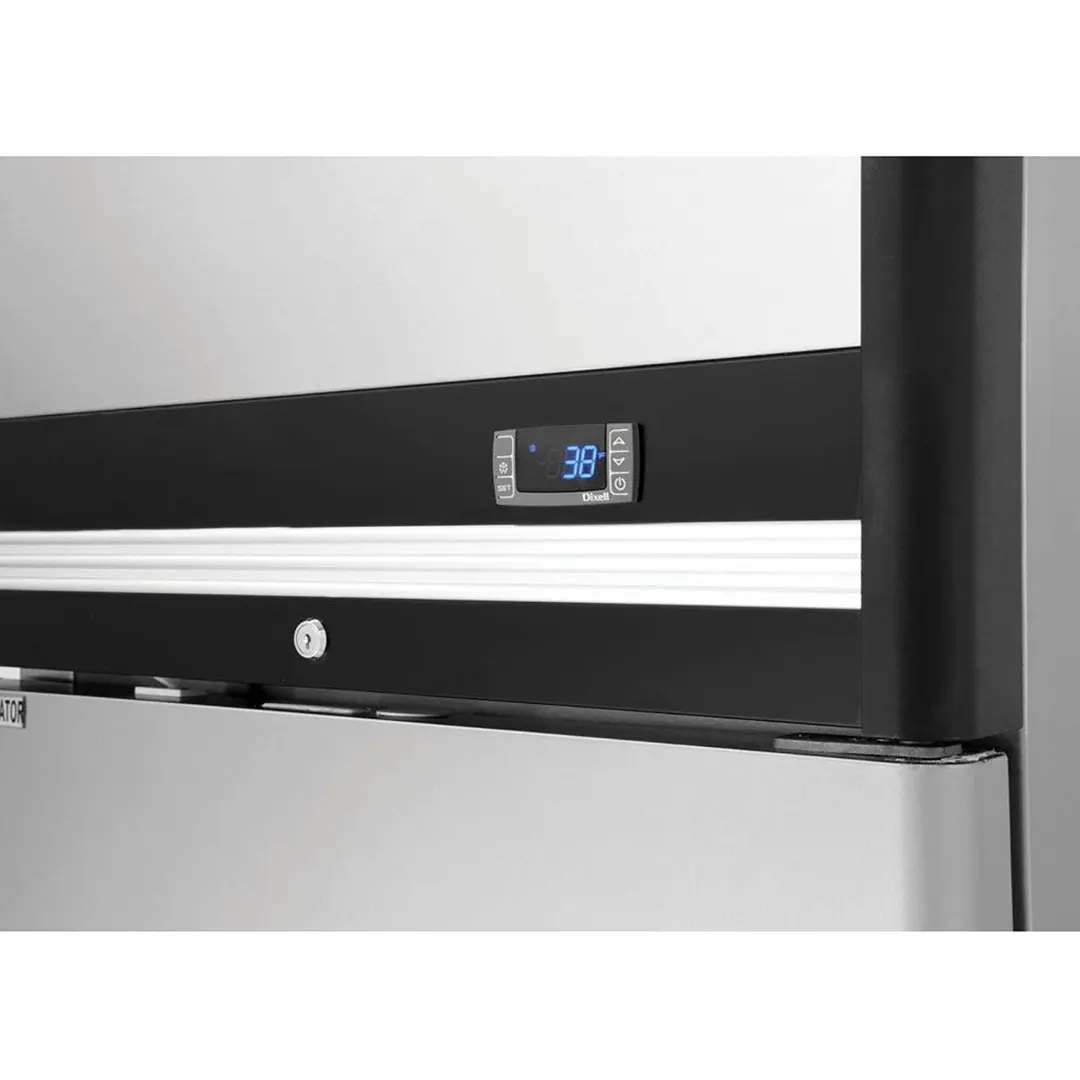 Hubert 73598 26.75” 1-Door Solid Door Reach-In Refrigerator 23 cu. ft. Top Mounted