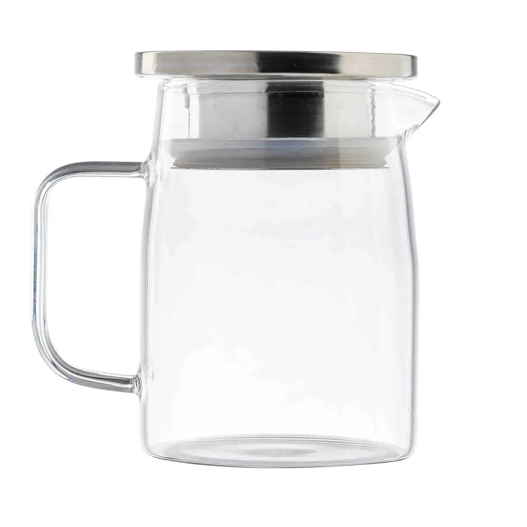 TableCraft 12900 - 17oz Borosilicate Glass Water Pitcher, Stainless Steel Lid, 5-1/4" x 3" x 5"