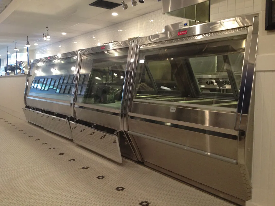 Howard-McCray SC-CDS40E-6-S-LED 75" Flat Refrigerated Deli Display Case
