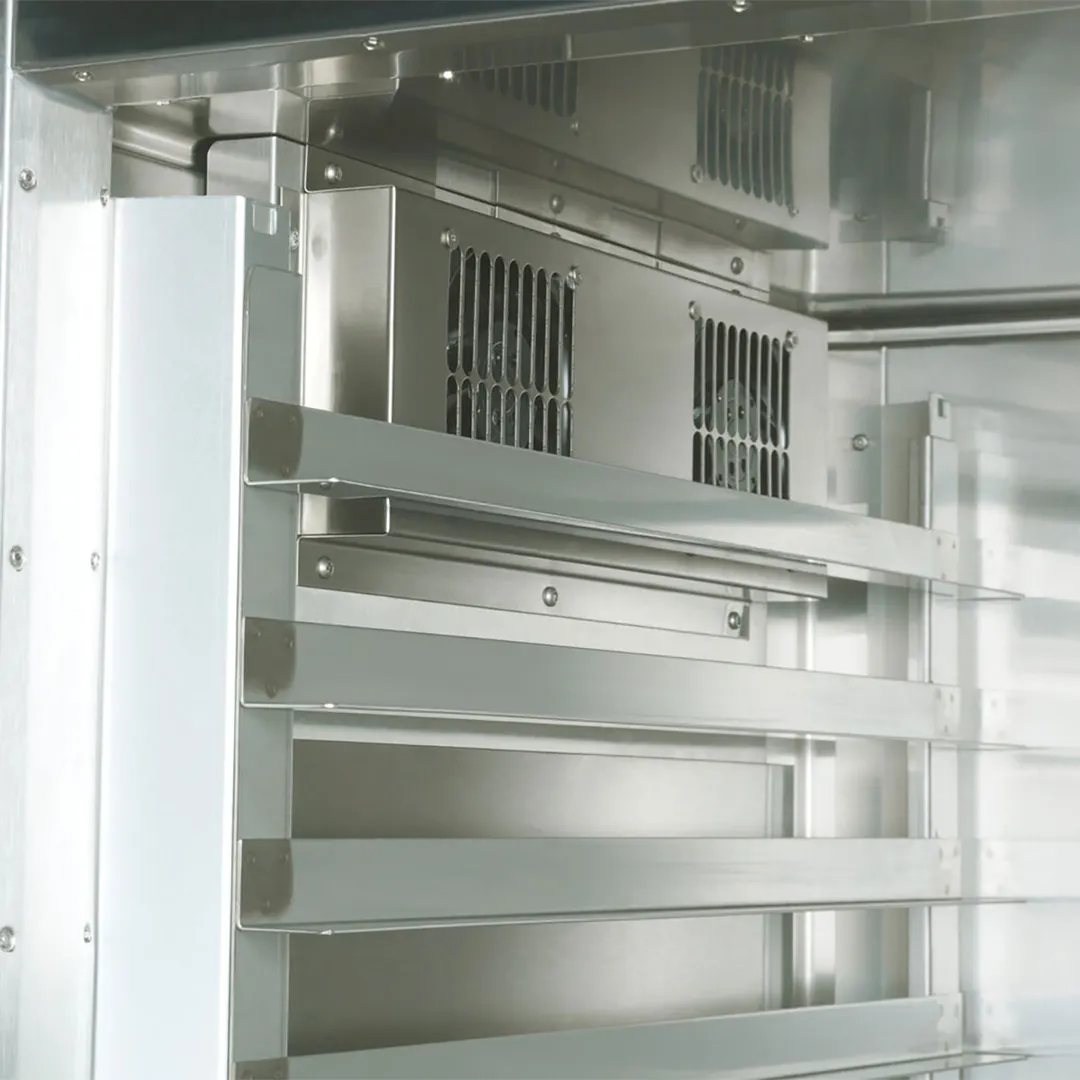 Traulsen RL132N-COR02 26" 1-Section Reach-In Freezer, Top Mounted, 21.9 cu. ft., Stainless Steel
