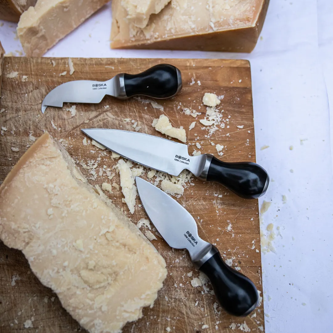 Boska 254412 Scoring Cheese Knife, 90mm (3.5") Full‑Tang 18/10 Steel Blade, ABS Plastic Handle