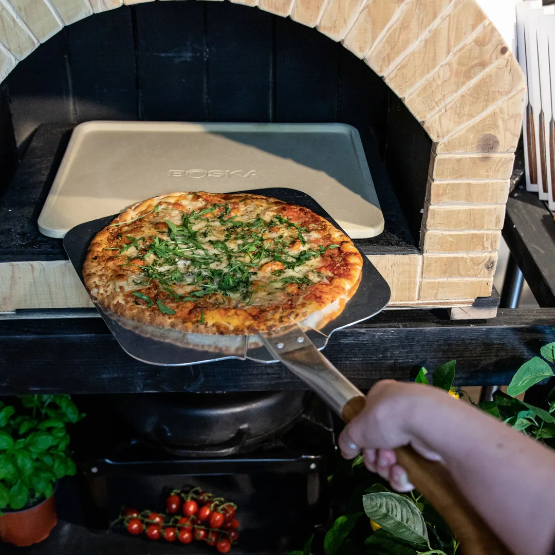 Boska 320515 Pizza Peel Shovel – 29.92" W x 11.81" D x 1.18" H, Stainless Steel, Beechwood Handle