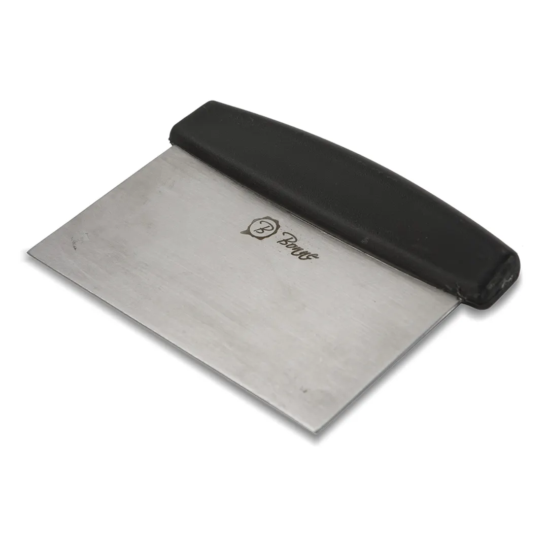 Concasse MCR0525 Stainless Steel Skull Dough Scraper, 5" x 2-1/2" Blade, Stainless Steel Handle