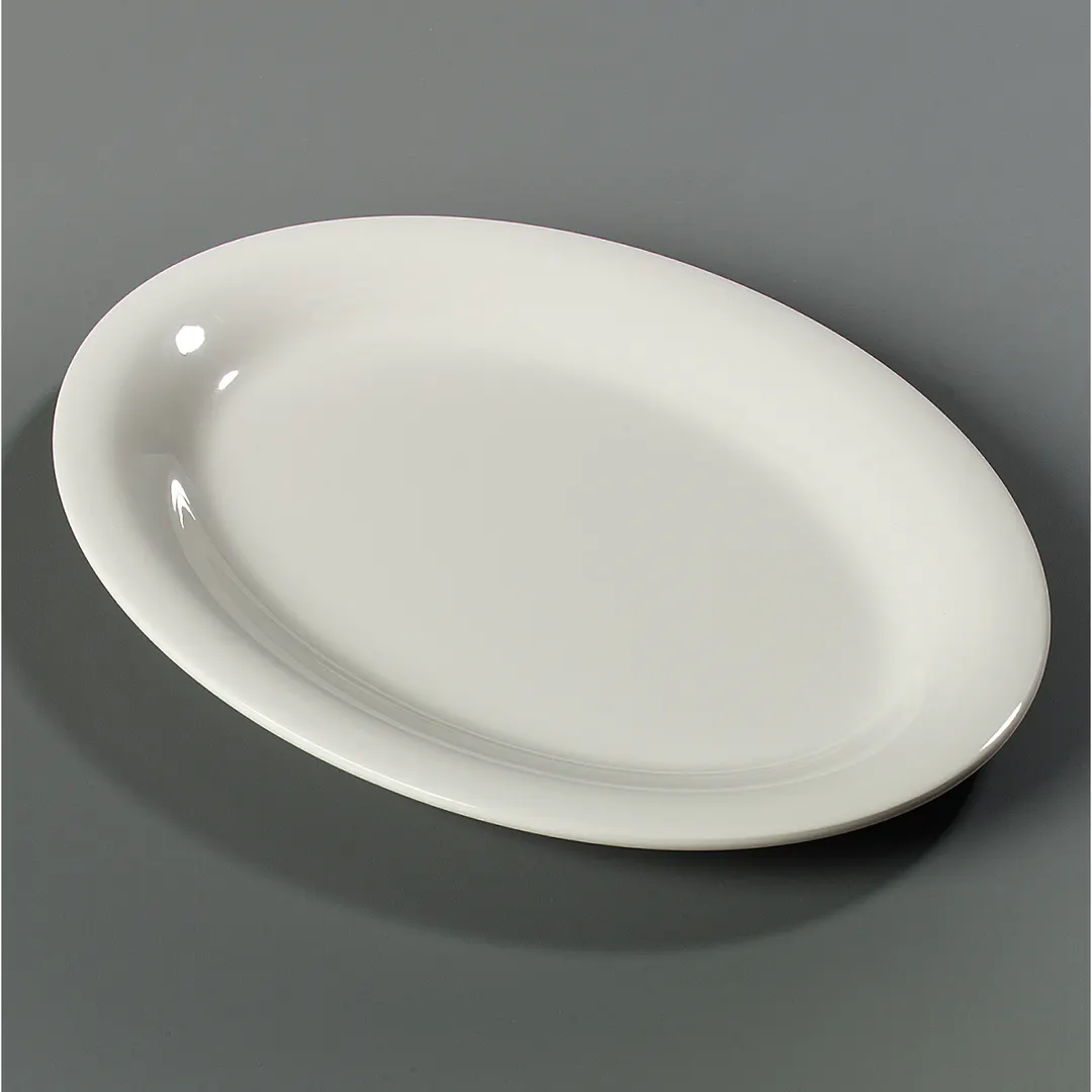 Carlisle 3308642 - White Oval Melamine Platter 9-1/2" x 7-1/4", Heat Resistant, NSF