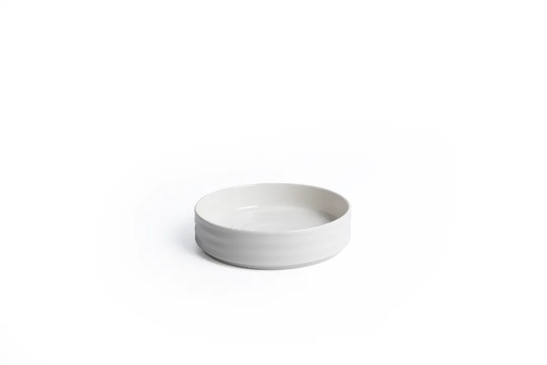 Ariane Porcelain AARARN000021012 Artisan Bowl, 4 5/7" (12 Cm), Warm White, Porcelain - 6/Case