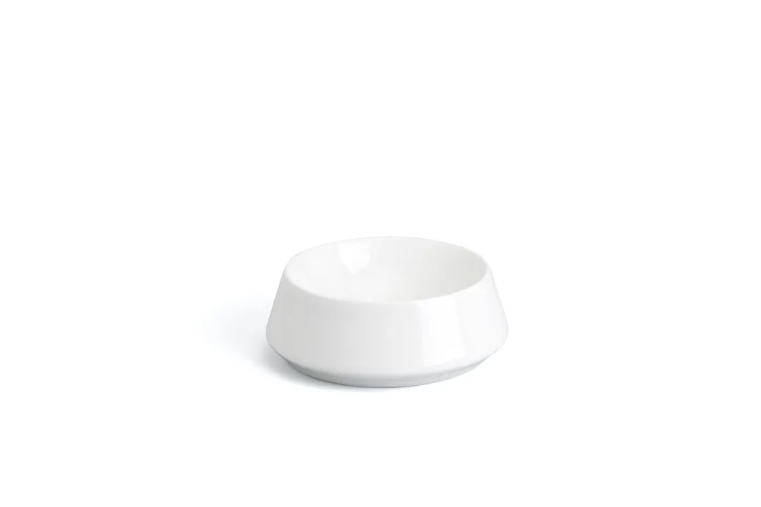 Ariane Porcelain ADEARN000022018 - 7" Ivory Porcelain Slide Non-Stackable Bowl, General Usage, 2/Case