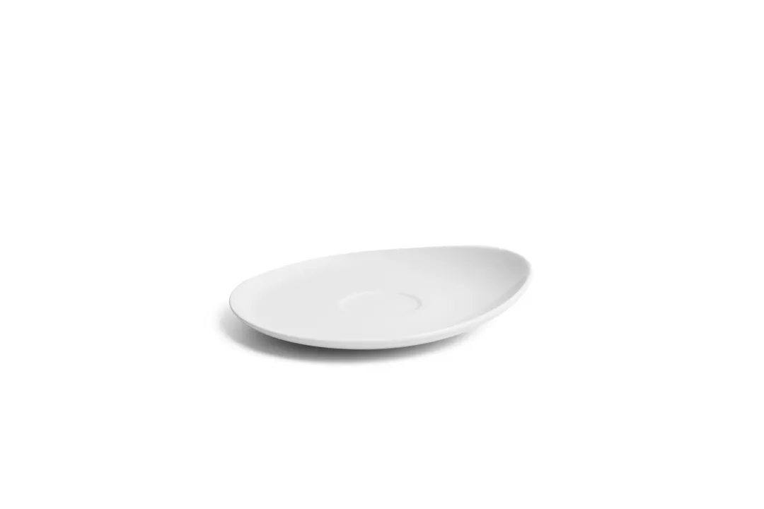 Ariane Porcelain AVCARN000014016 China Saucer, 6 2/7" (16 Cm), Ivory, Porcelain, Round - 12/Case