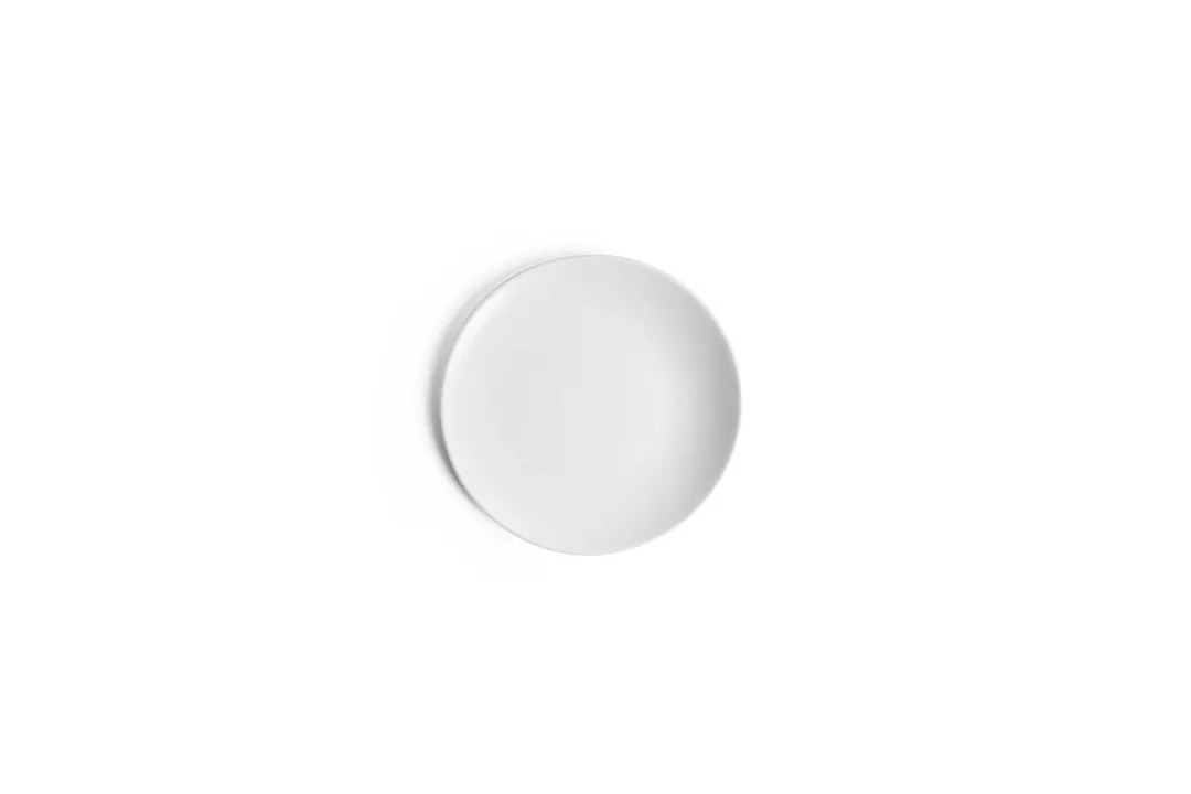 Ariane Porcelain AVCARN000111015 China Plate, 6" Round Coupe Rim, Ivory, Porcelain - 12/Case